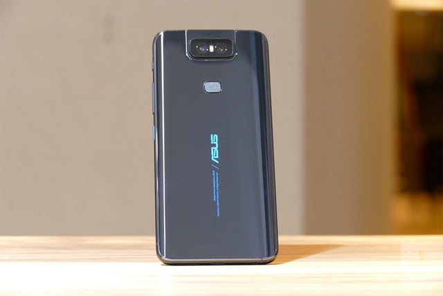 Asus Zenfone 6 / Подборка смартфонов на замену флагманам / Digital Trends
