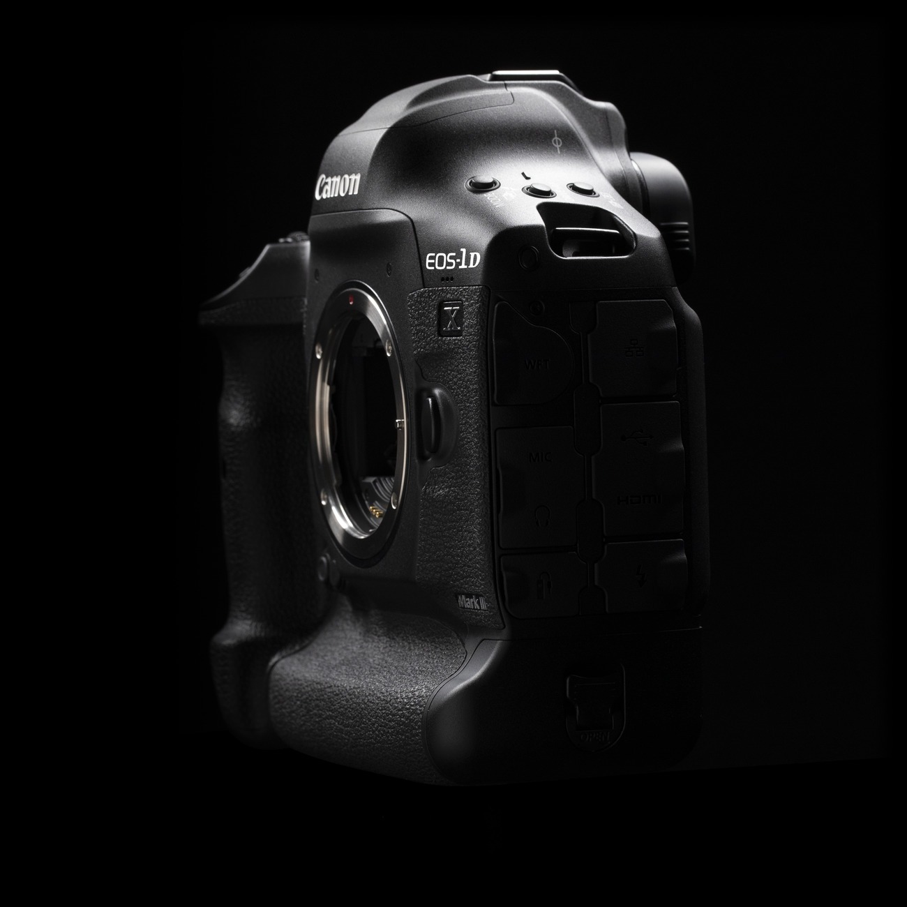 Canon анонсировала разработку камеры EOS-1D X Mark III