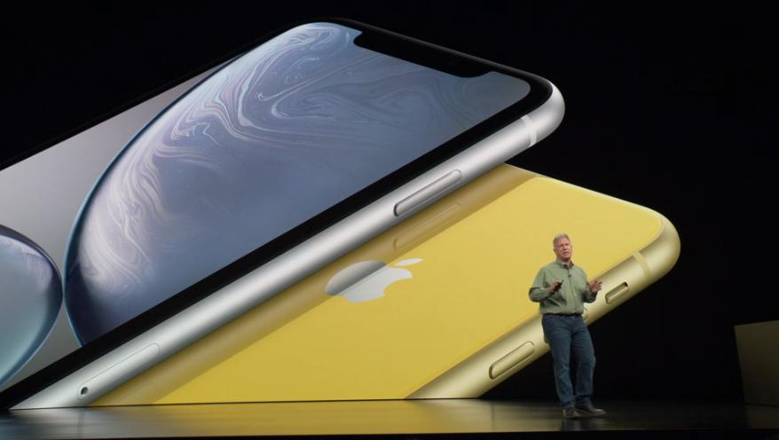 Apple представила доступный iPhone Xr